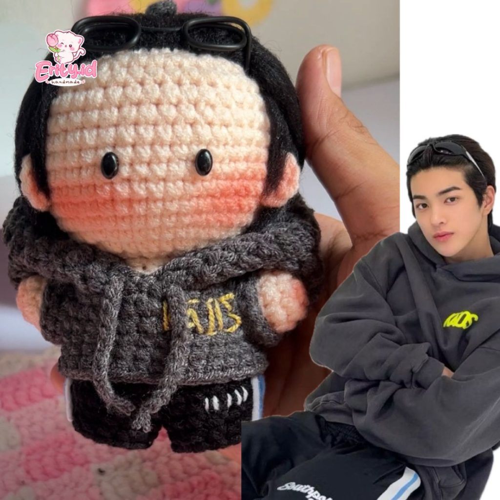 Keonho Black Hoodie